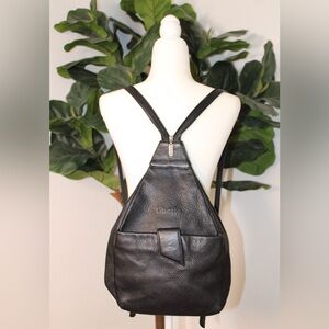 Liberté Black Genuine Leather Sling Backpack DS0998 Italian Hobo Bag